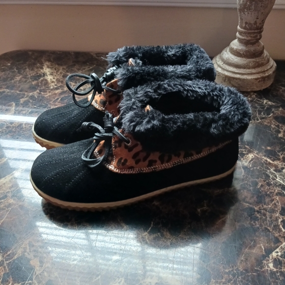 Sperry Top-SiderFaux Fur Lined DuckBoot size 7 for Women - Picture 1 of 13